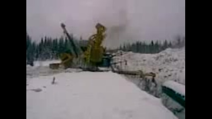 Невероятно! Как падат машини... 