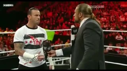Wwe Raw 9 12 11 Cm Punk Attacks Triple H - (again Mic Botch)