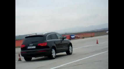 Audi Q7 Vs Wv Tuareg