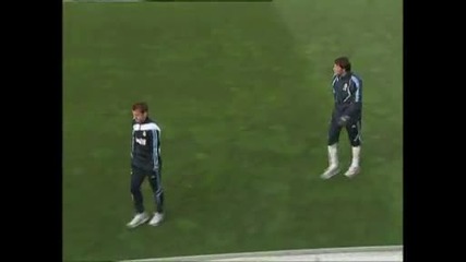 Cristiano Ronaldo - Real Madrid training on 6 1 10 on English News ! 