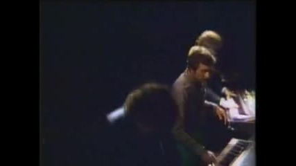 Elo - Here Is The News 