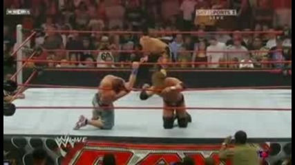 Wwe - Raw 15.06.09 10 Man Battle Royal 3/3 част