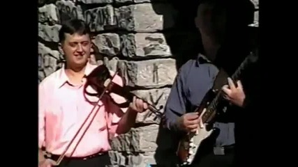 Kalesijski slavuji - Pricuvaj se lolo - (Official video 2005)