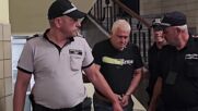 Шофьорът на тира, връхлетял кола на „Тракия”, твърди, че опитал да овладее камиона