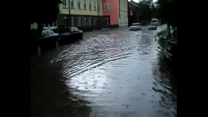 Ужасен Проливен Дъжд+град