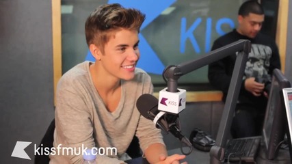Justin Bieber tells Kiss Fm (uk) what makes a good boyfriend.