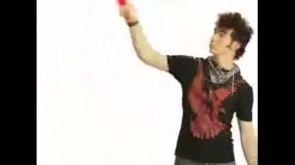 Jonas Brothers - Your watching Disney Chanel