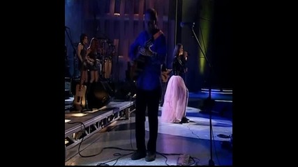 natalia Oreiro - Un Ramito De Violetas (vina del Mar 2002)