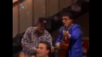 Lepa Brena - Ona ili ja