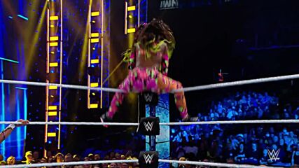 Sasha Banks & Naomi vs. Rhea Ripley & Liv Morgan: SmackDown, March 18, 2022