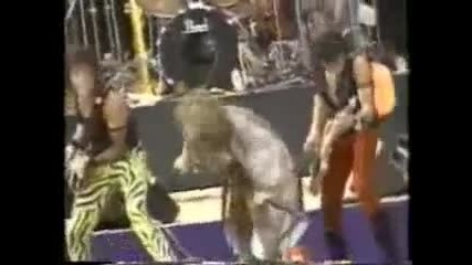 Bon Jovi Runaway Live Tokyo August 11, 1984