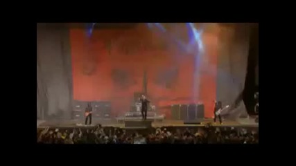 Papa Roach - Lifeline Live At Crue Fest Official