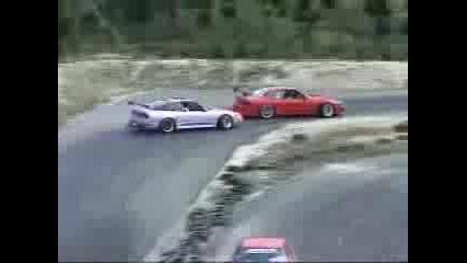 2 Drifting Cars.3gp
