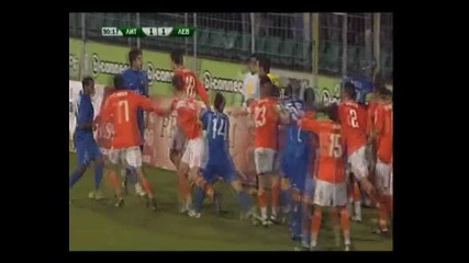 Куриози и Фамози от футболната 2010 година (+ 1 част) 