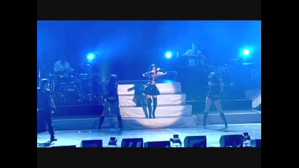 Rihanna - Pon De Replay (live)