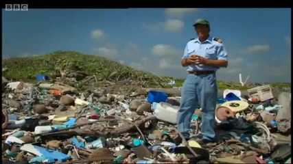 One of the Dirtiest Beaches in the World - Hawaii - Message in the Waves - Bbc 