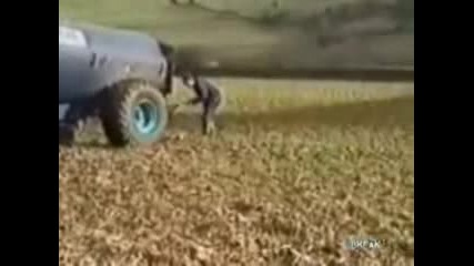 Не е лесно да си тракторист