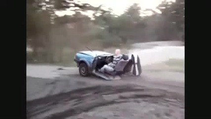 Бруталeн Дрифт с половин Голф 2 (drift by half a Vw Golf 2)