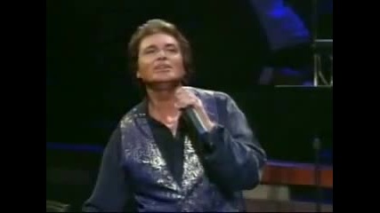 Engelbert Humperdinck - The shadow of your smile (live)