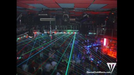 Derek B - Roller Coaster (house music)
