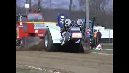 Tractor Pulling - Weseke - Bloody Mary