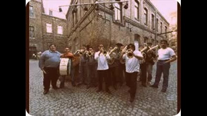 (balkan House) Madhatter-boban (original mix)