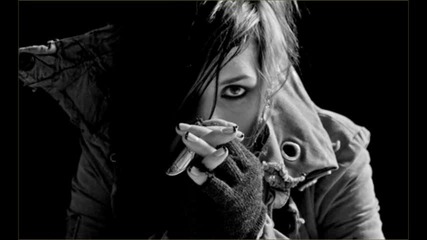 Skylar Grey ft. Eminem - Love The Way You Lie