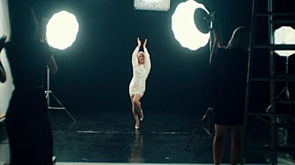 Mellinda - Lom Lom (official Video) 4k.mp4