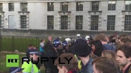 UK: Anger boils over in London as anti-Tory protesters face-off with riot police