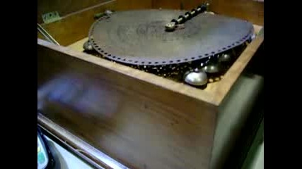 Музикална Кутия - Polyphon Disc Music Box With 12 Bells