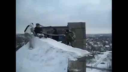 Руски Лудаци скачат от покрива оригинал 