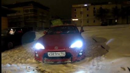 Toyota Gt 86. Първият сняг падна в Нижни Новгород