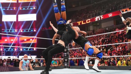 Kurt Angle, Health Slater and others deliver brutal steel chair strikes to Baron Corbin: WWE TLC 2018 (WWE Network Exclu