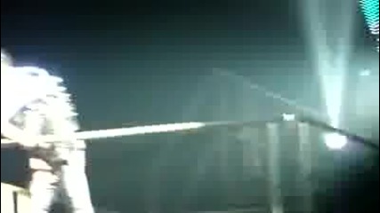 Dogs unleashed 23 - 02 - 2010welcome to Humanoid City Tour 
