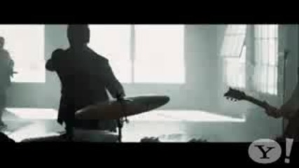 Papa Roach - Burn (official Music Video)