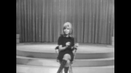 Nancy Sinatra - Тези ботушки са направени за разходка1966