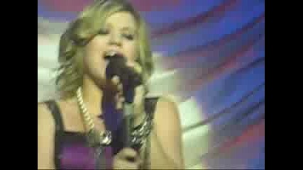 Kelly Clarkson Up To The Mountain Live Detroit October 2007 