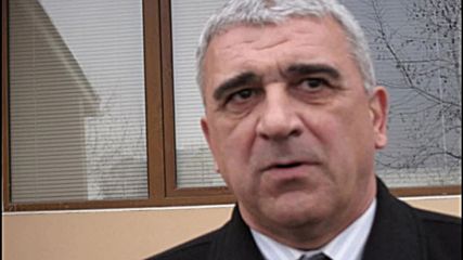 Димо Момиров