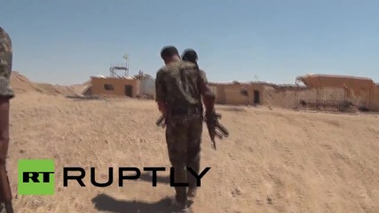 Syria: Rare footage shows YPG fighters stationed only 2km away from IS