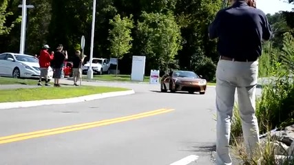 Insane 2010 Lexus Lfa acceleration on street