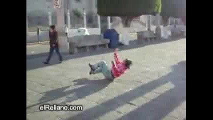 Това нинджа ли е маймуна ли 
