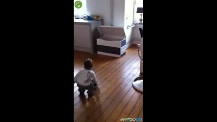 Е това хлапе е следващият Меси Смях