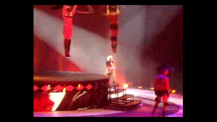 Britney Spears - Circus (live) Hd отблизо /няма такова шоу 2