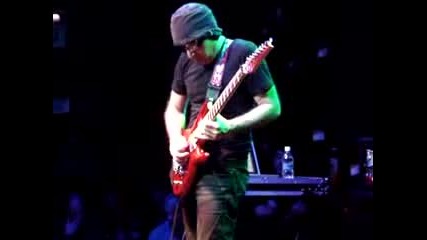 Joe Satriani - Flying In A Blue Dream
