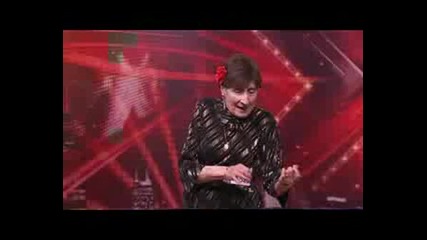 The X Factor Series 4 - Жената Виола