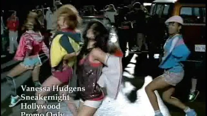 Vanessa Hudgens - Sneakernight