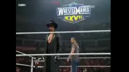 Triple h се завръща Raw 21.02.11 
