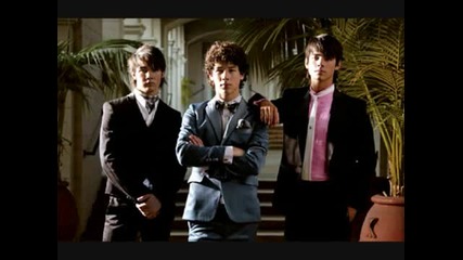 Jonas Brothers - Hello goodbye (кевин пее) 