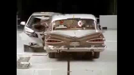 Crash test 1959 Chevy Bel Air