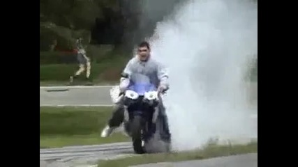 няма такъв идиот на мотор 